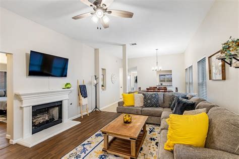 Book your Pflugerville vacation rental more than 90 days before your stay begins to get the best price. . Pet friendly hotels pflugerville tx